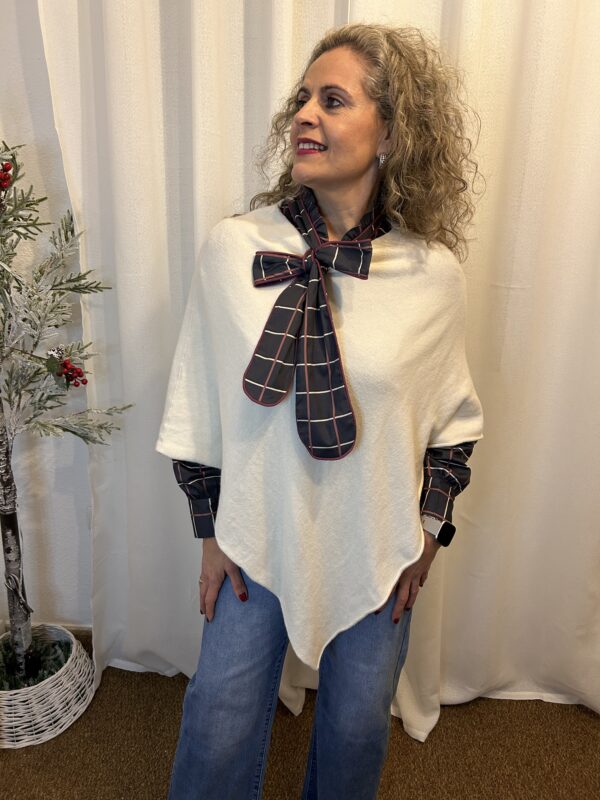 Poncho beige