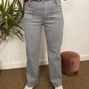 Pantalón tachuela gris