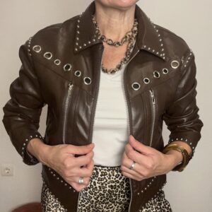 Chaqueta Tacha chocolate