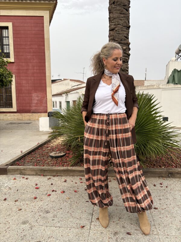 Pantalón bombacho cuadro